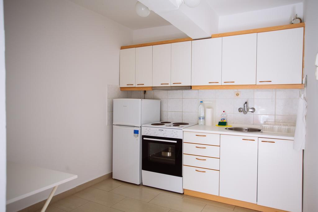 Villa Kiza Apartments Agía Triás Buitenkant foto